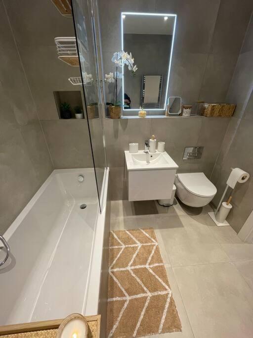 Stylish And Cosy 2 Bedroom Flat In Croydon kerület Kültér fotó