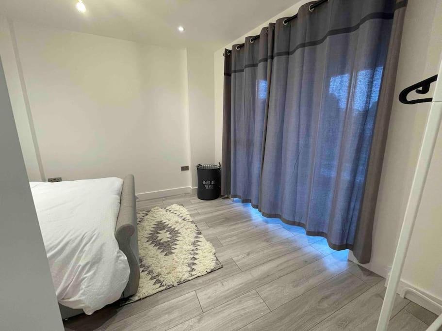 Stylish And Cosy 2 Bedroom Flat In Croydon kerület Kültér fotó