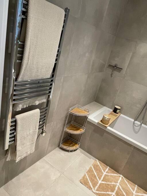 Stylish And Cosy 2 Bedroom Flat In Croydon kerület Kültér fotó